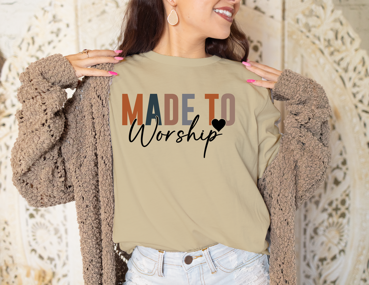 Made To Worship T-Shirt, Great gift Idea, Cotton 0003